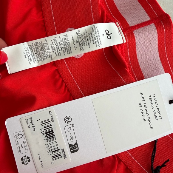 ALO Yoga Bold Red Mini Skirt - Picture 5 of 6